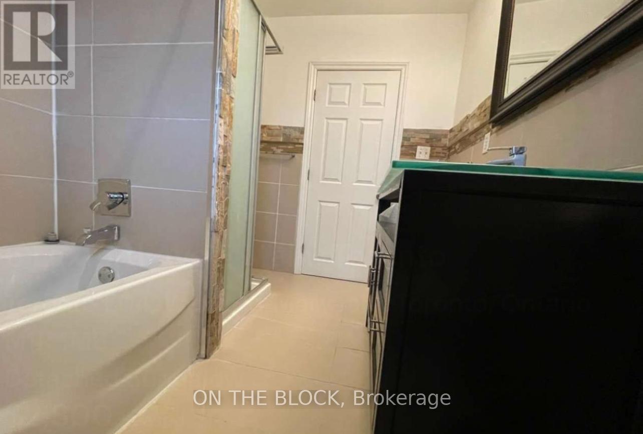 6 Laxford Avenue, Toronto, Ontario  M1R 1M6 - Photo 13 - E12706750