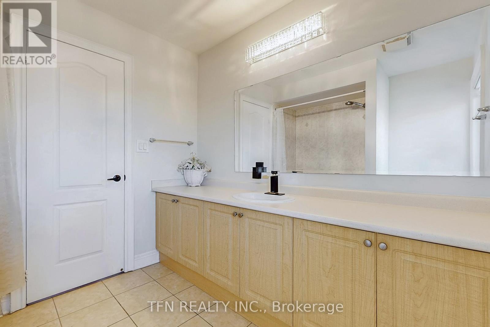 120 Valley Vista Drive, Vaughan, Ontario  L6A 0Z3 - Photo 29 - N12706760