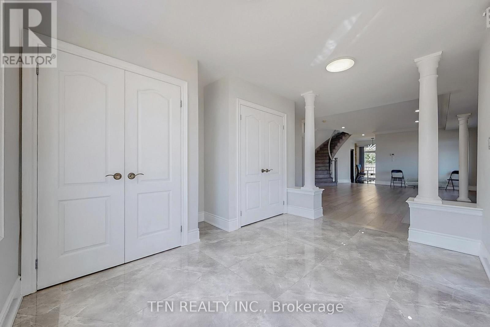 120 Valley Vista Drive, Vaughan, Ontario  L6A 0Z3 - Photo 8 - N12706760