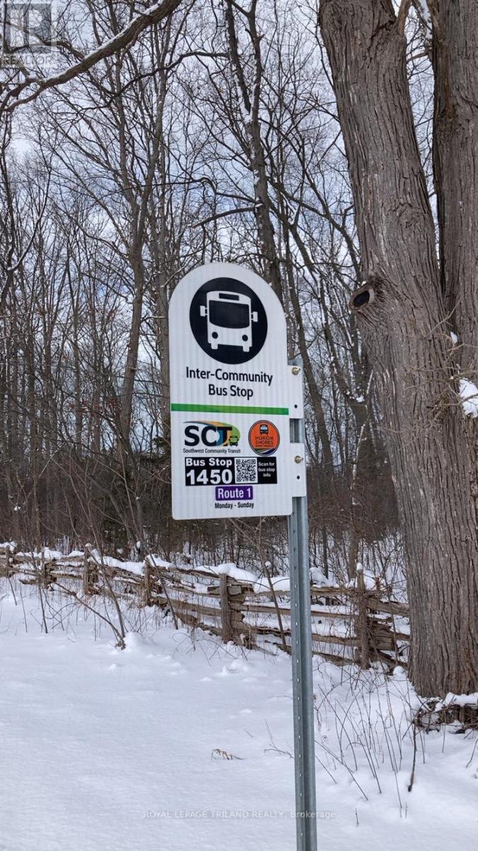 9909 Northville Crescent, Lambton Shores, Ontario  N0M 2N0 - Photo 34 - X12556264