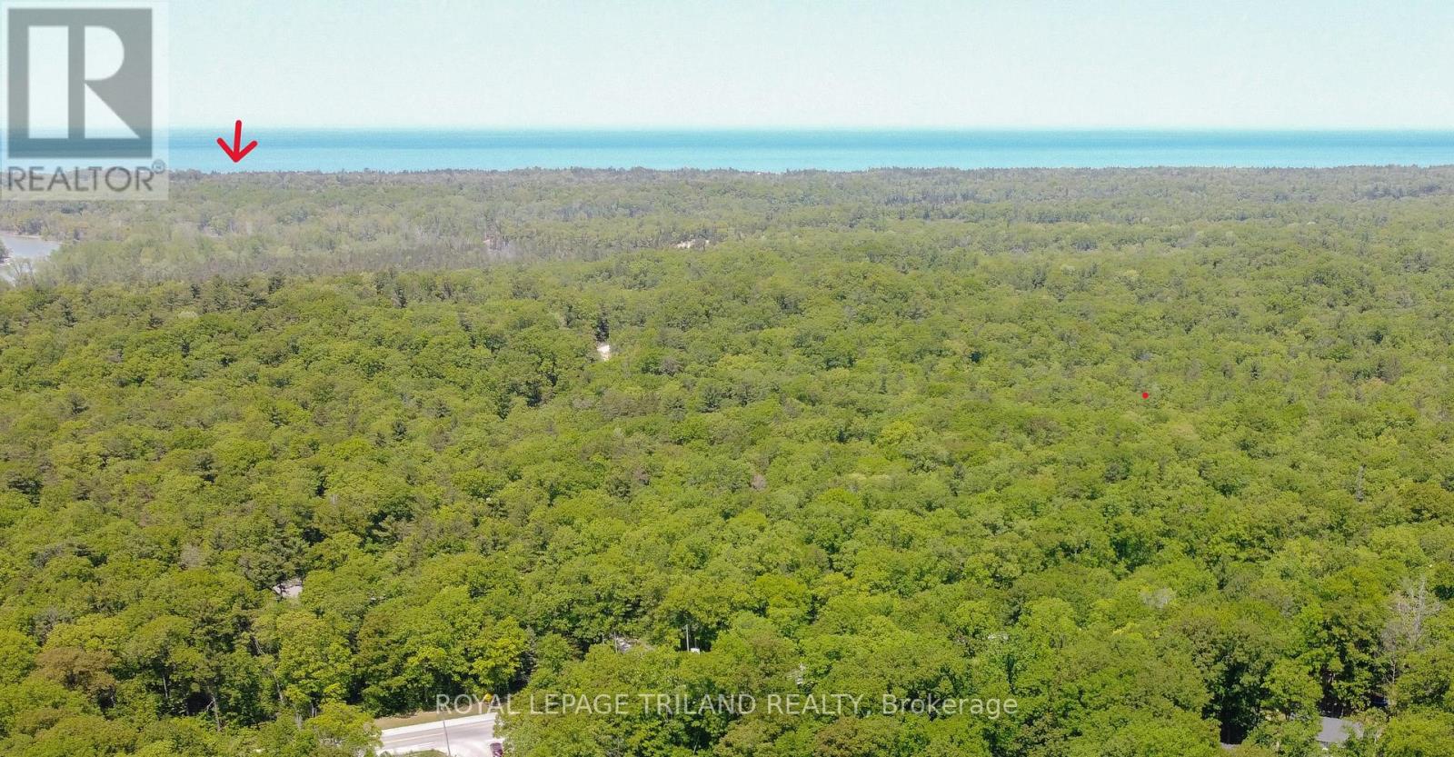 9909 Northville Crescent, Lambton Shores, Ontario  N0M 2N0 - Photo 30 - X12556264