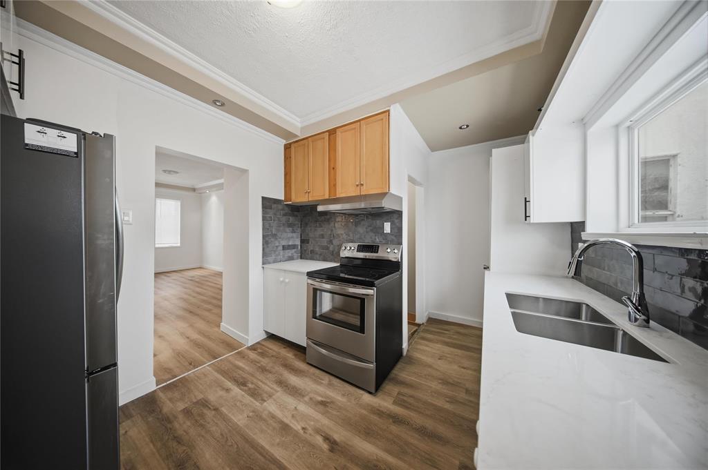 1663 Pacific Avenue W, Winnipeg, Manitoba  R3E 1H6 - Photo 18 - 202601013