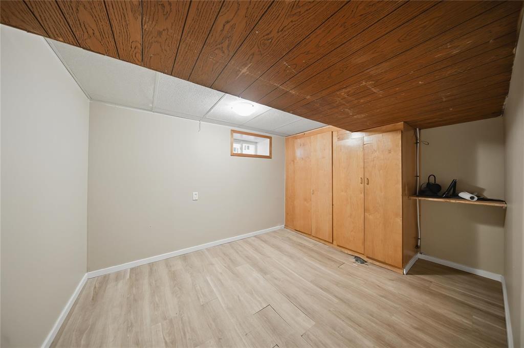 1663 Pacific Avenue W, Winnipeg, Manitoba  R3E 1H6 - Photo 23 - 202601013