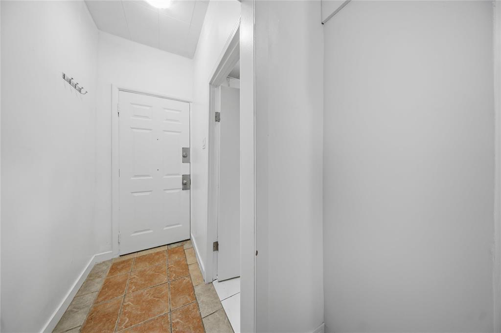 1663 Pacific Avenue W, Winnipeg, Manitoba  R3E 1H6 - Photo 31 - 202601013