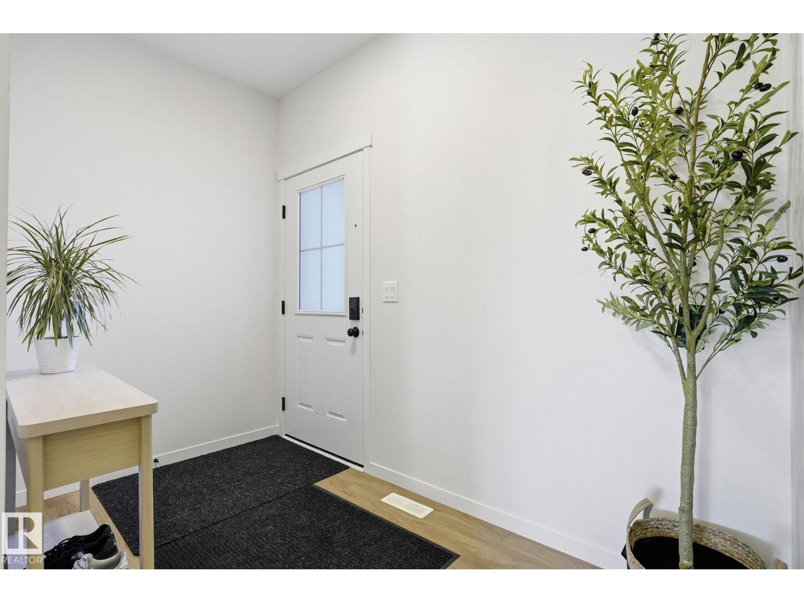 21 Nettle Cr, St. Albert, Alberta  T8N 7Z8 - Photo 3 - E4470395