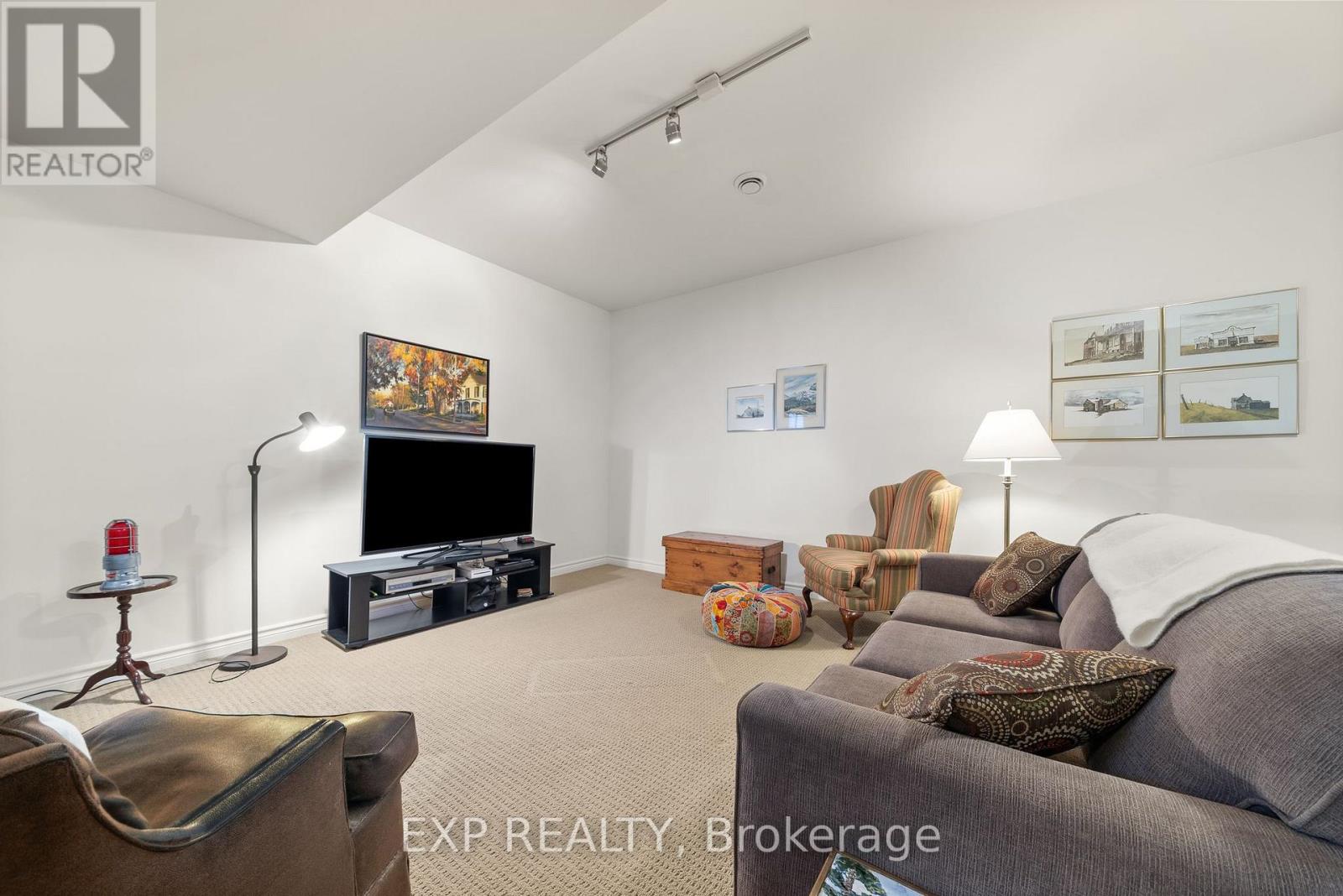 45 Maplehurst Crescent, Prince Edward County, Ontario  K0K 3L0 - Photo 30 - X12706772