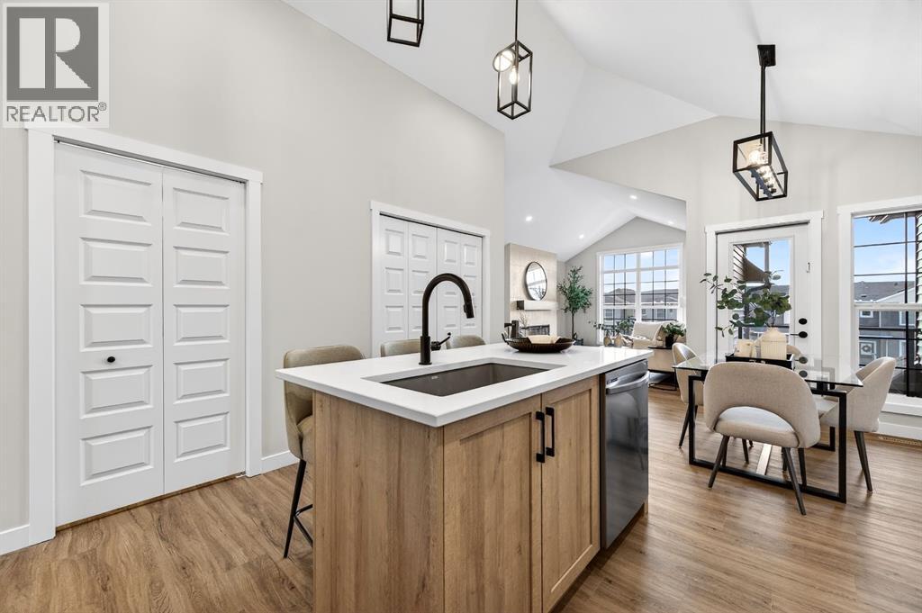 2242 Bayview Drive Sw, Airdrie, Alberta  T4B 5N4 - Photo 15 - A2279707