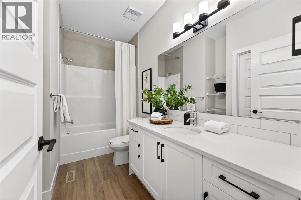 2242 Bayview Drive Sw, Airdrie, Alberta  T4B 5N4 - Photo 32 - A2279707