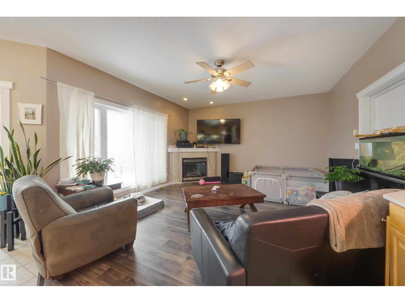 132 Leigh Cr Nw, Edmonton, Alberta  T6L 6J5 - Photo 15 - E4470398