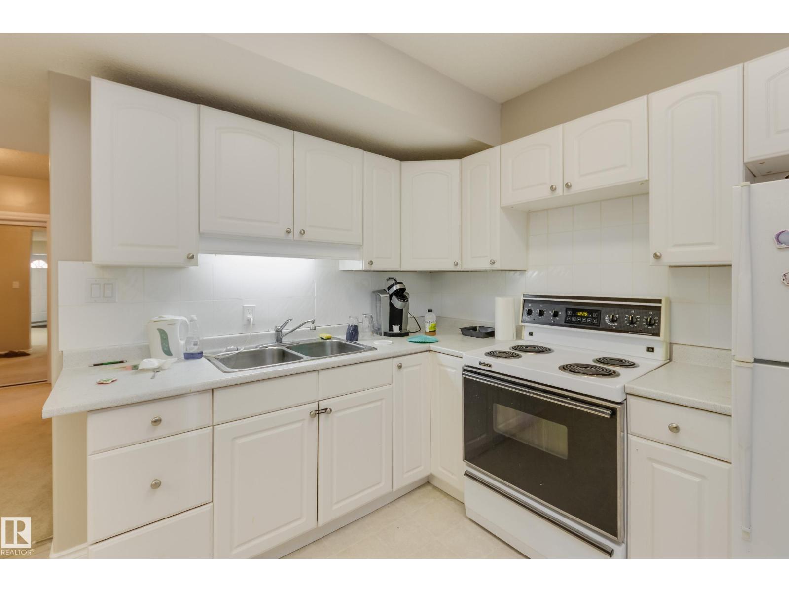 132 Leigh Cr Nw, Edmonton, Alberta  T6L 6J5 - Photo 40 - E4470398