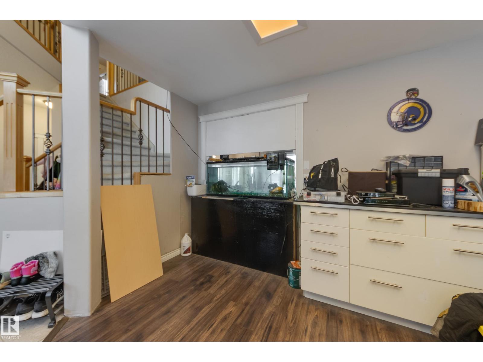 132 Leigh Cr Nw, Edmonton, Alberta  T6L 6J5 - Photo 8 - E4470398