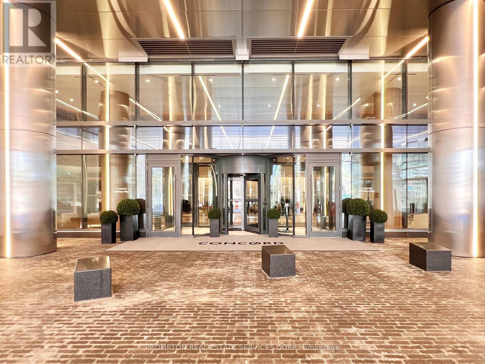 3602 - 3 Concord Cityplace Way, Toronto, Ontario  M5V 0X4 - Photo 2 - C12706776