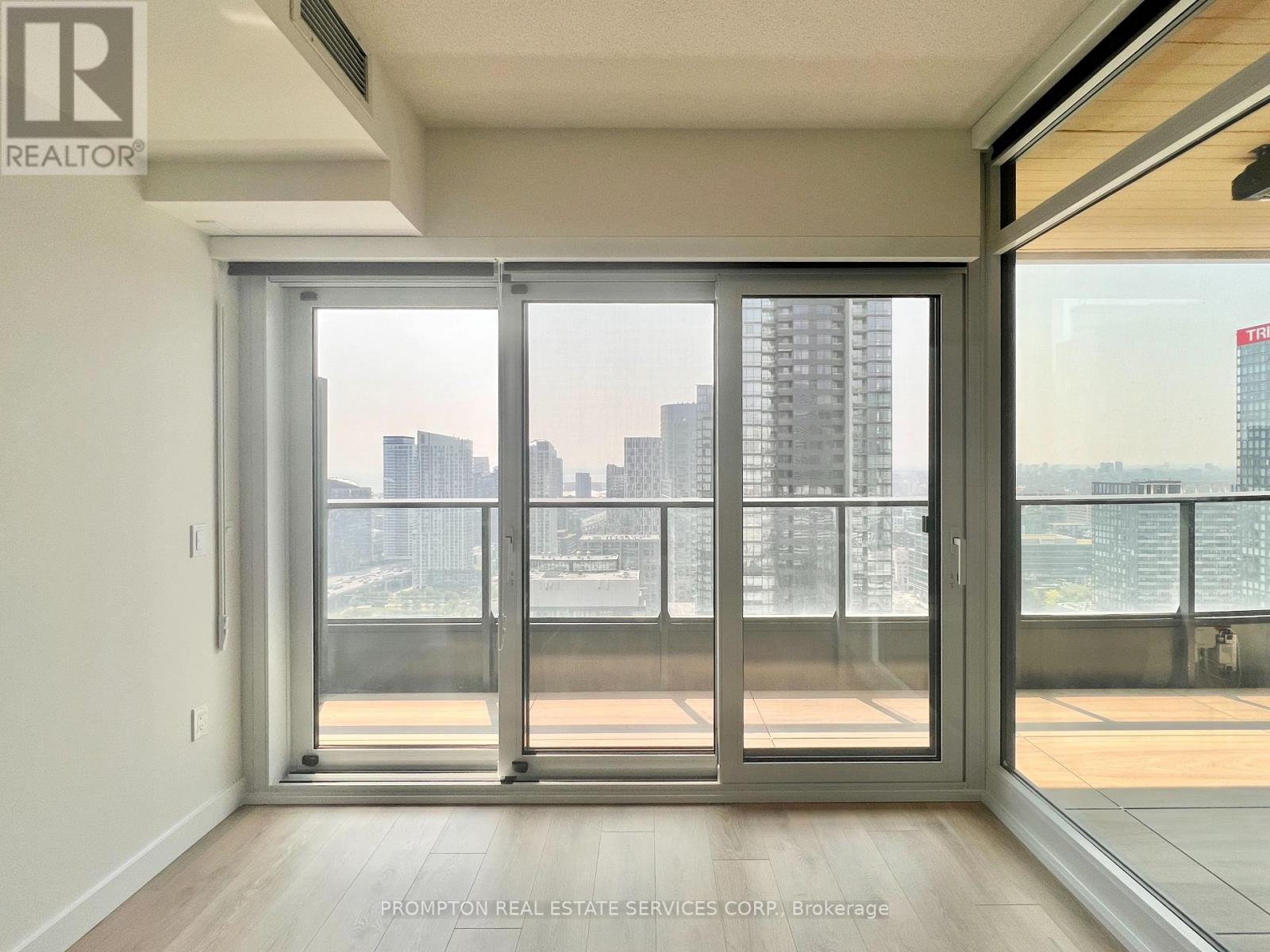 3602 - 3 Concord Cityplace Way, Toronto, Ontario  M5V 0X4 - Photo 7 - C12706776