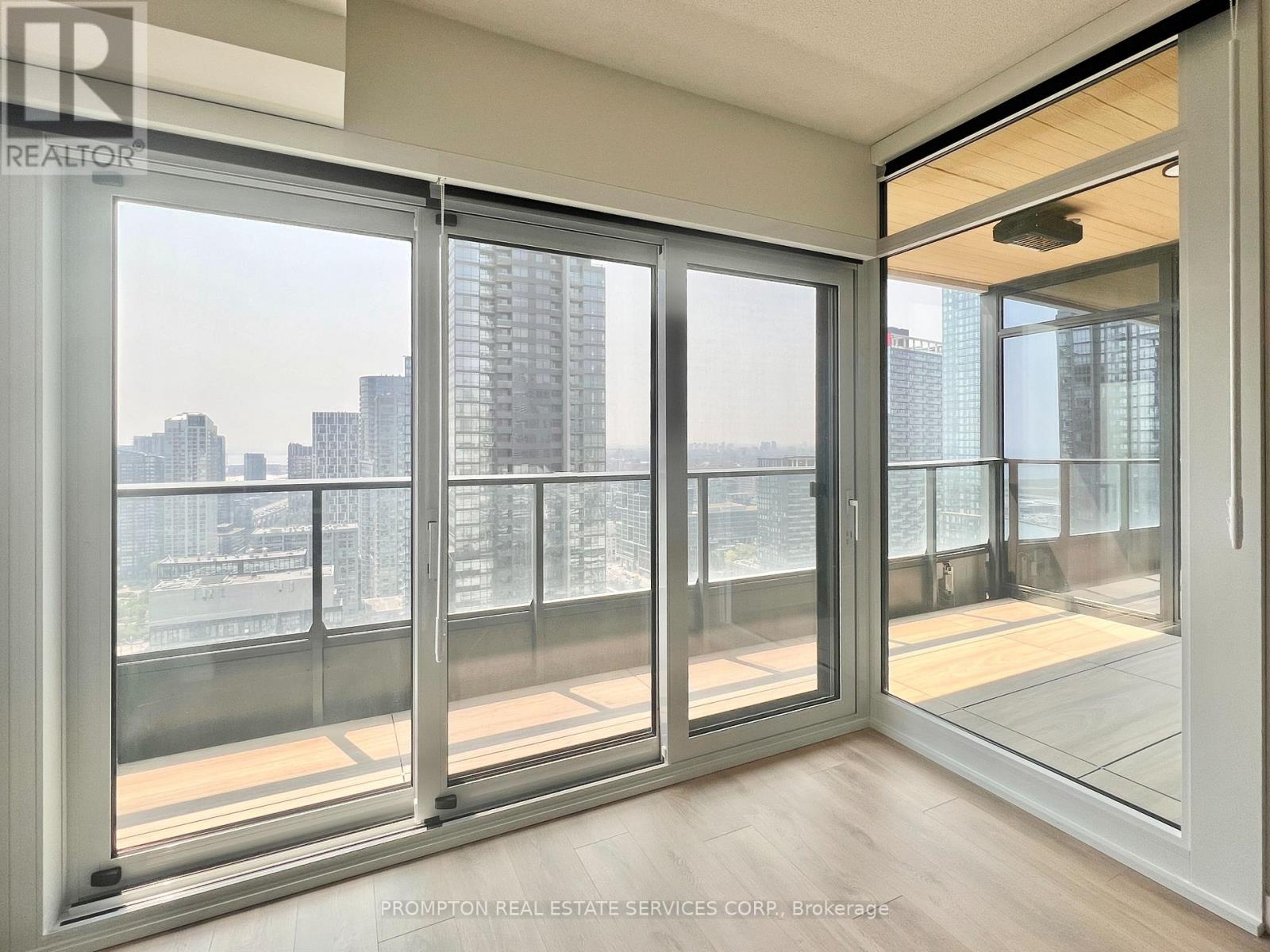 3602 - 3 Concord Cityplace Way, Toronto, Ontario  M5V 0X4 - Photo 8 - C12706776