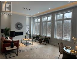 35 MEIZHOU AVENUE, Markham, Ontario