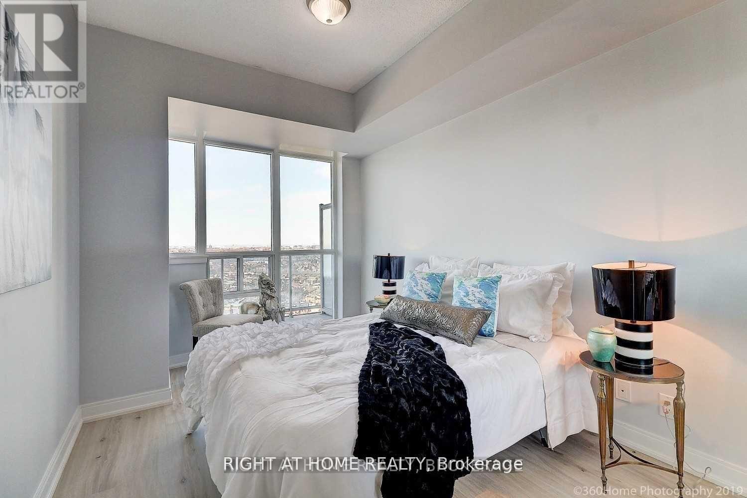 1911 - 90 Absolute Avenue, Mississauga, Ontario  L4Z 0A3 - Photo 11 - W12706778