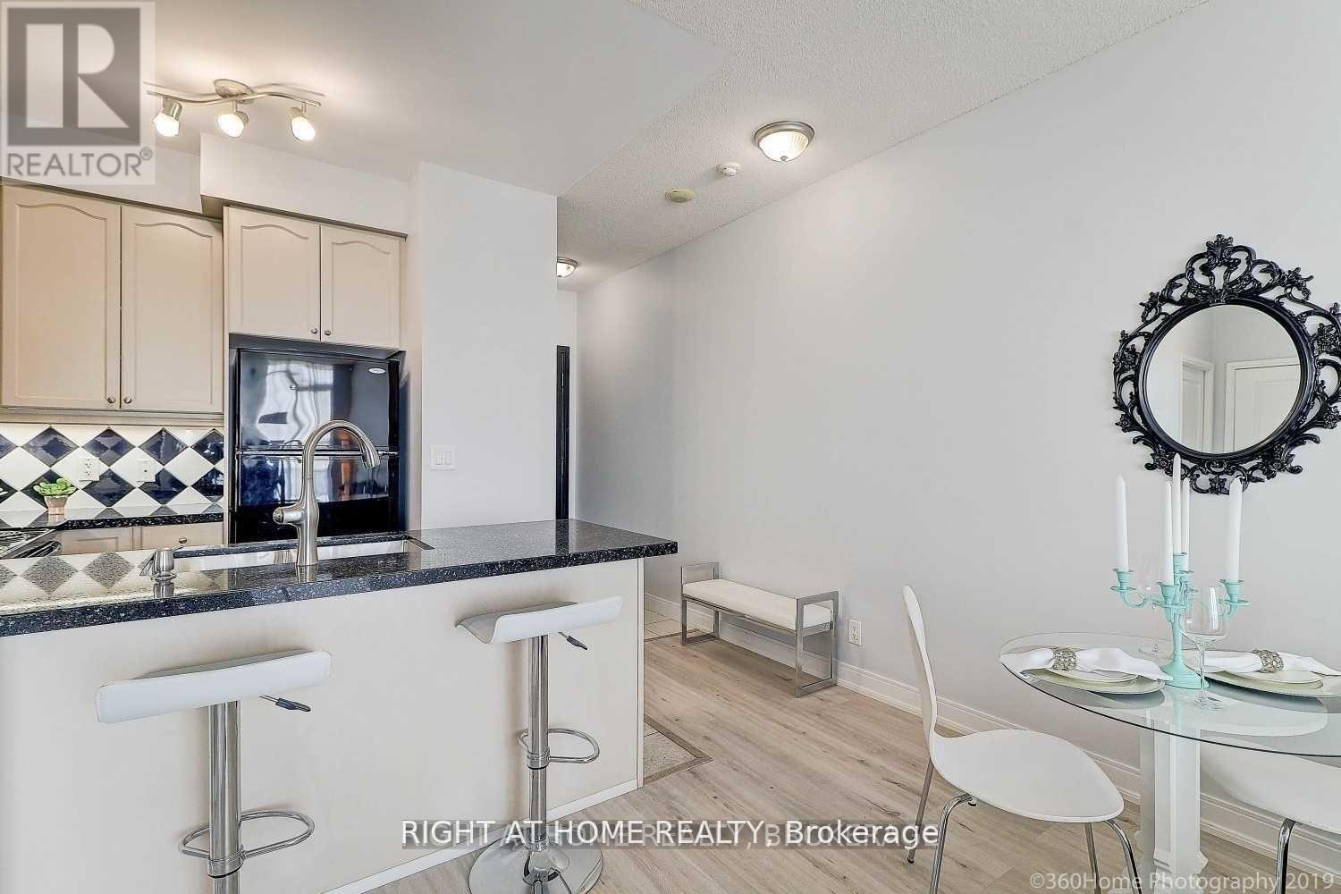 1911 - 90 Absolute Avenue, Mississauga, Ontario  L4Z 0A3 - Photo 5 - W12706778