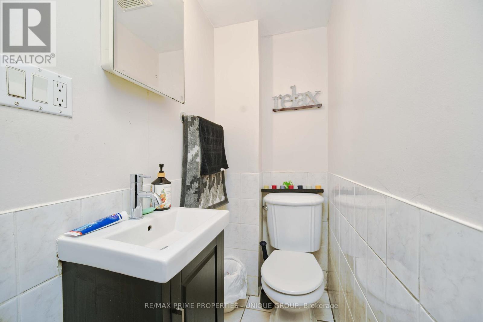 7001 Chigwel Court, Mississauga, Ontario  L4T 1N3 - Photo 19 - W12706780