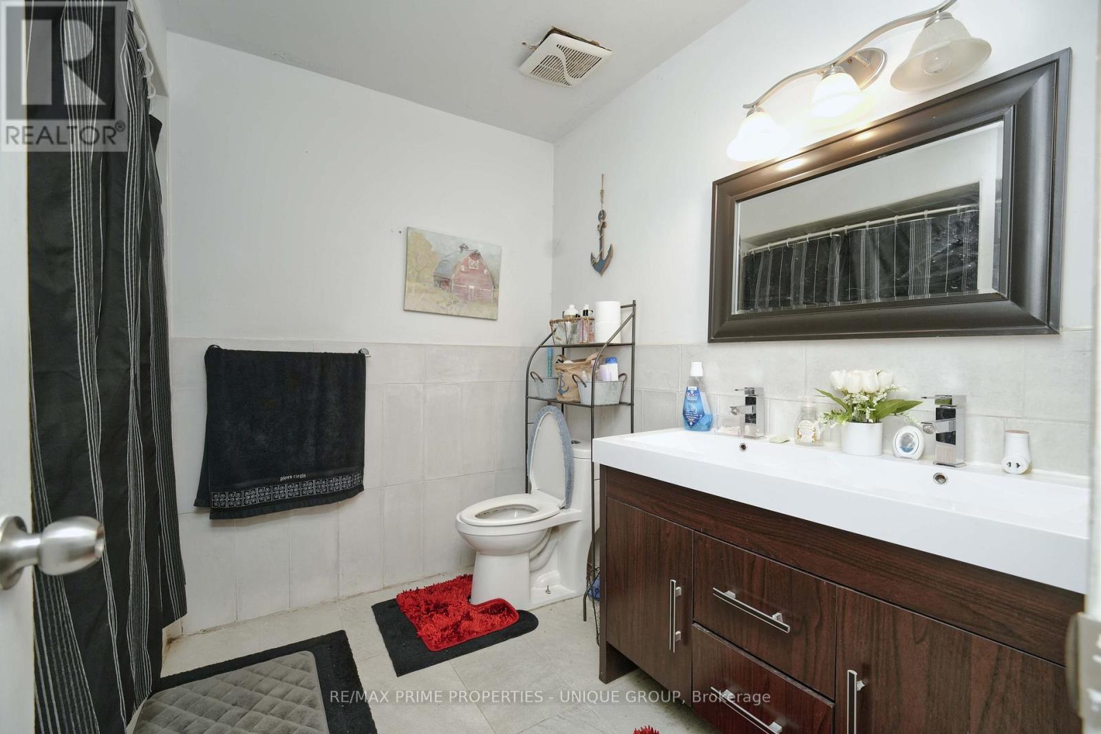 7001 Chigwel Court, Mississauga, Ontario  L4T 1N3 - Photo 23 - W12706780