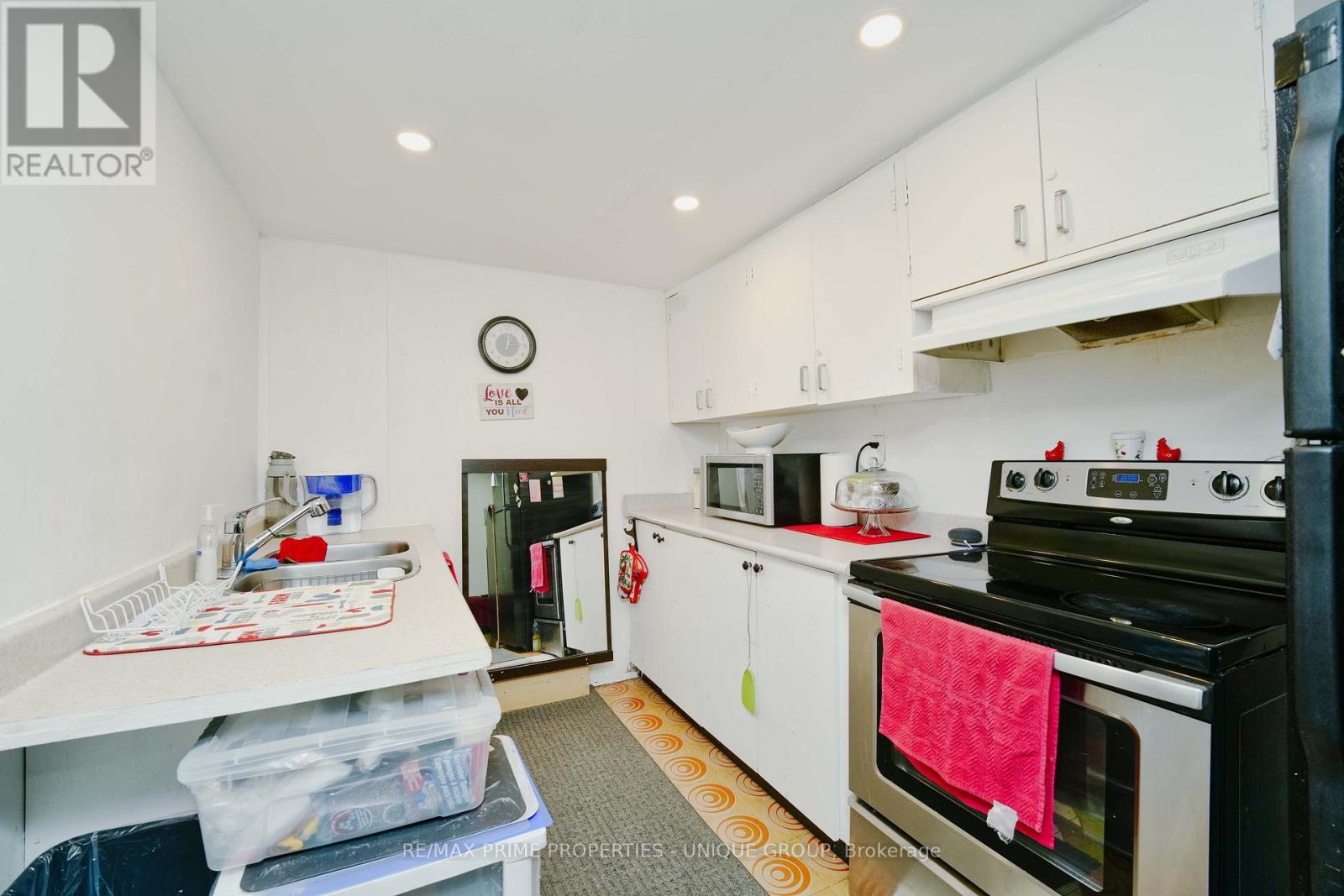 7001 Chigwel Court, Mississauga, Ontario  L4T 1N3 - Photo 30 - W12706780