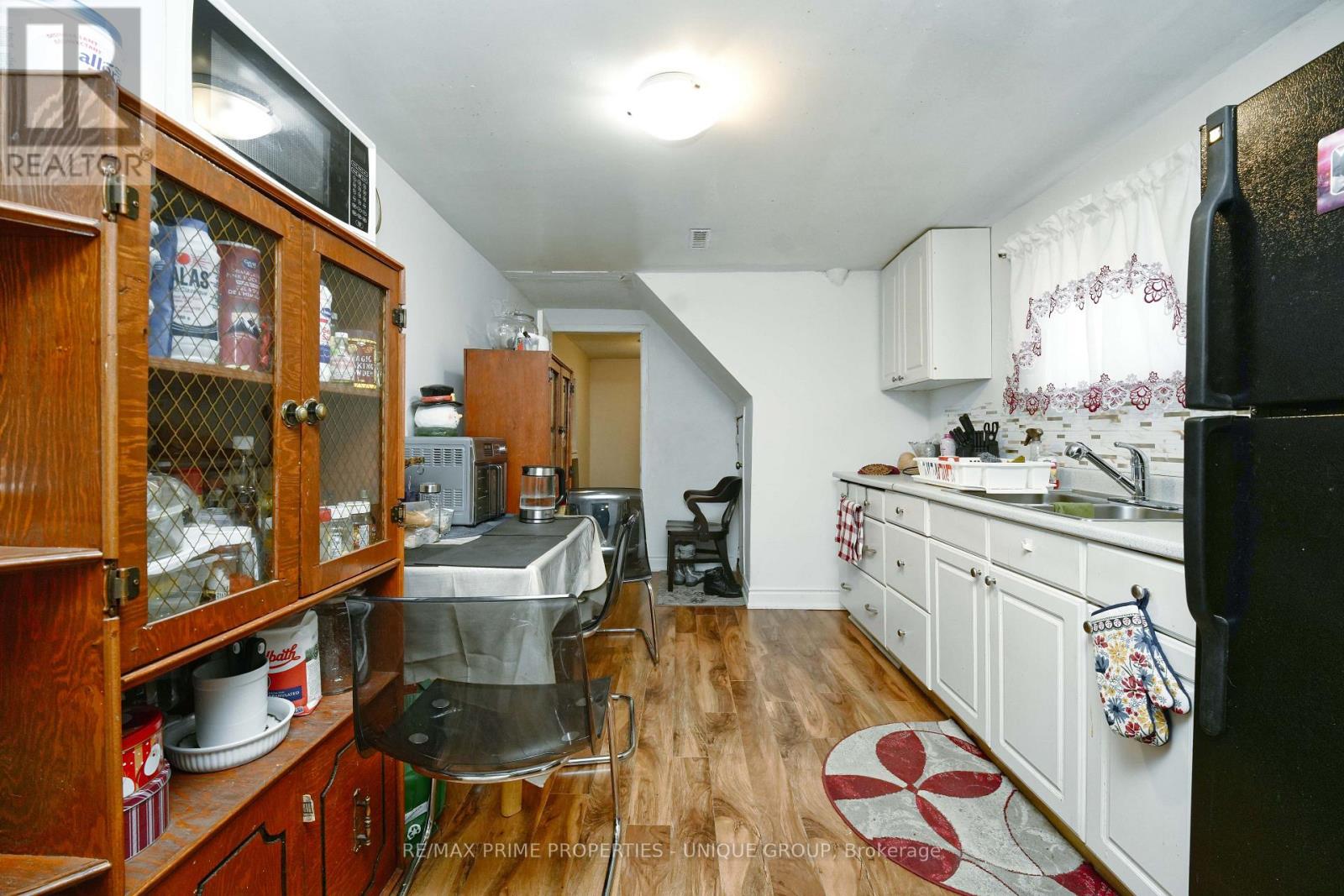 7001 Chigwel Court, Mississauga, Ontario  L4T 1N3 - Photo 37 - W12706780