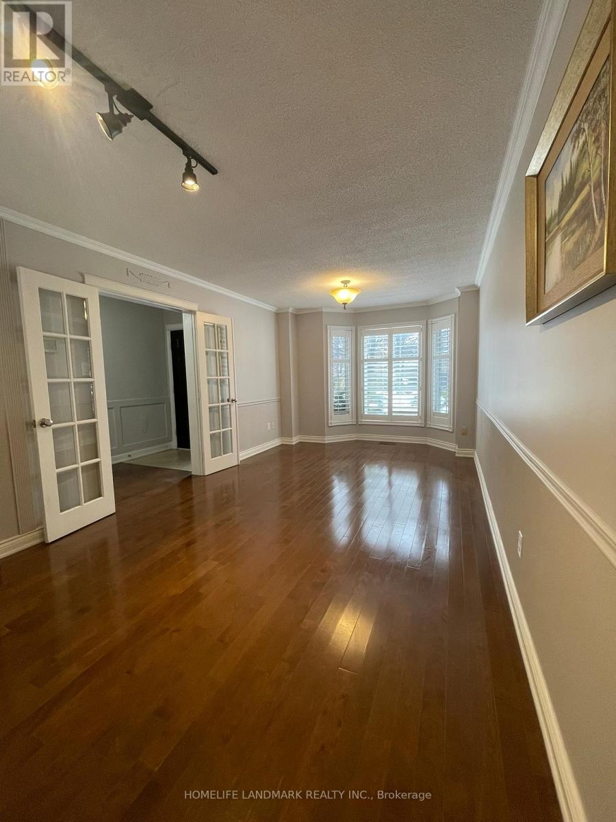 2194 Oak Bliss Crescent, Oakville, Ontario  L6M 3K1 - Photo 5 - W12706784