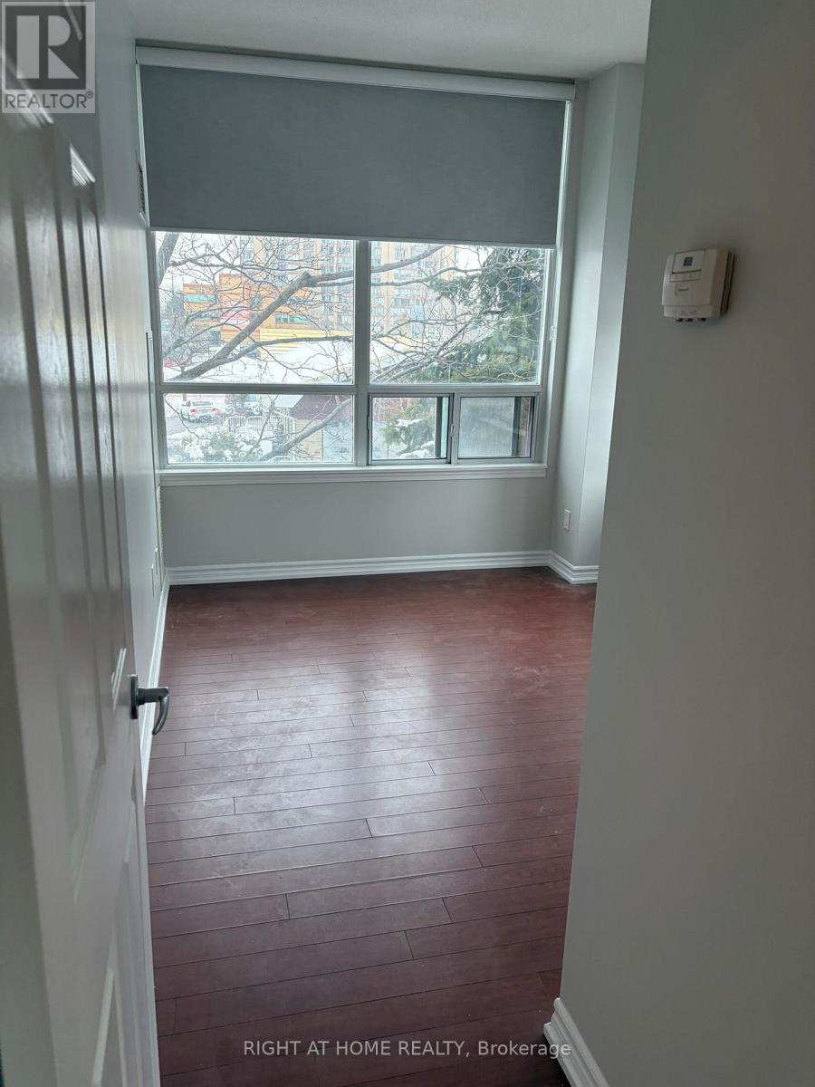 208 - 3504 Hurontario Street, Mississauga, Ontario  L5B 0B9 - Photo 22 - W12508626