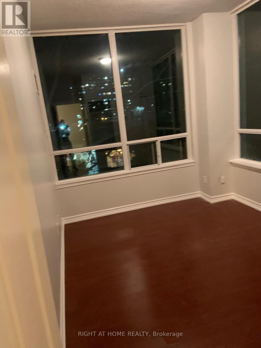 208 - 3504 Hurontario Street, Mississauga, Ontario  L5B 0B9 - Photo 30 - W12508626