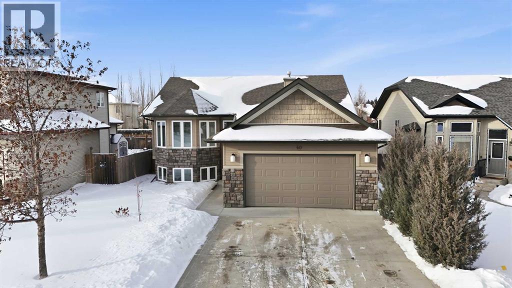 40 Walker Boulevard, Red Deer, Alberta  T4N 7E4 - Photo 4 - A2277745