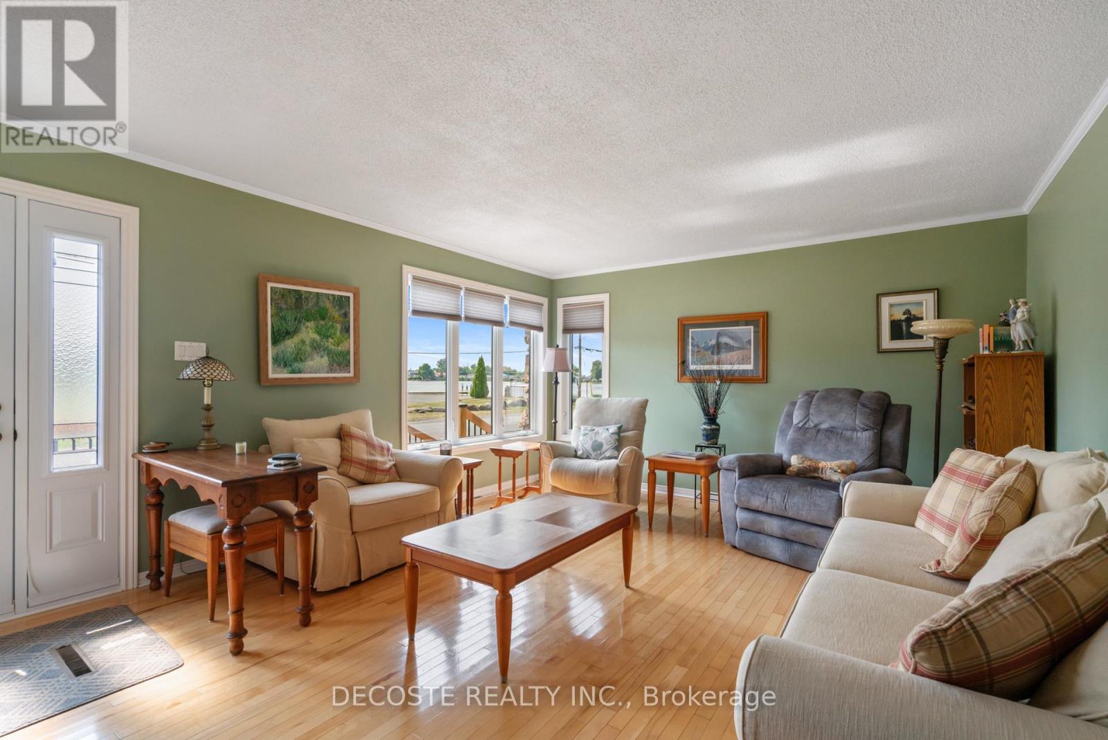 137 Park Avenue, North Glengarry, Ontario  K0C 1A0 - Photo 7 - X12439850