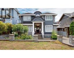 467 W KINGS ROAD, North Vancouver, British Columbia