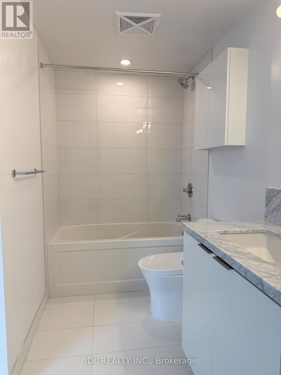 3709 - 238 Simcoe Street, Toronto, Ontario  M5T 3B9 - Photo 19 - C12706796