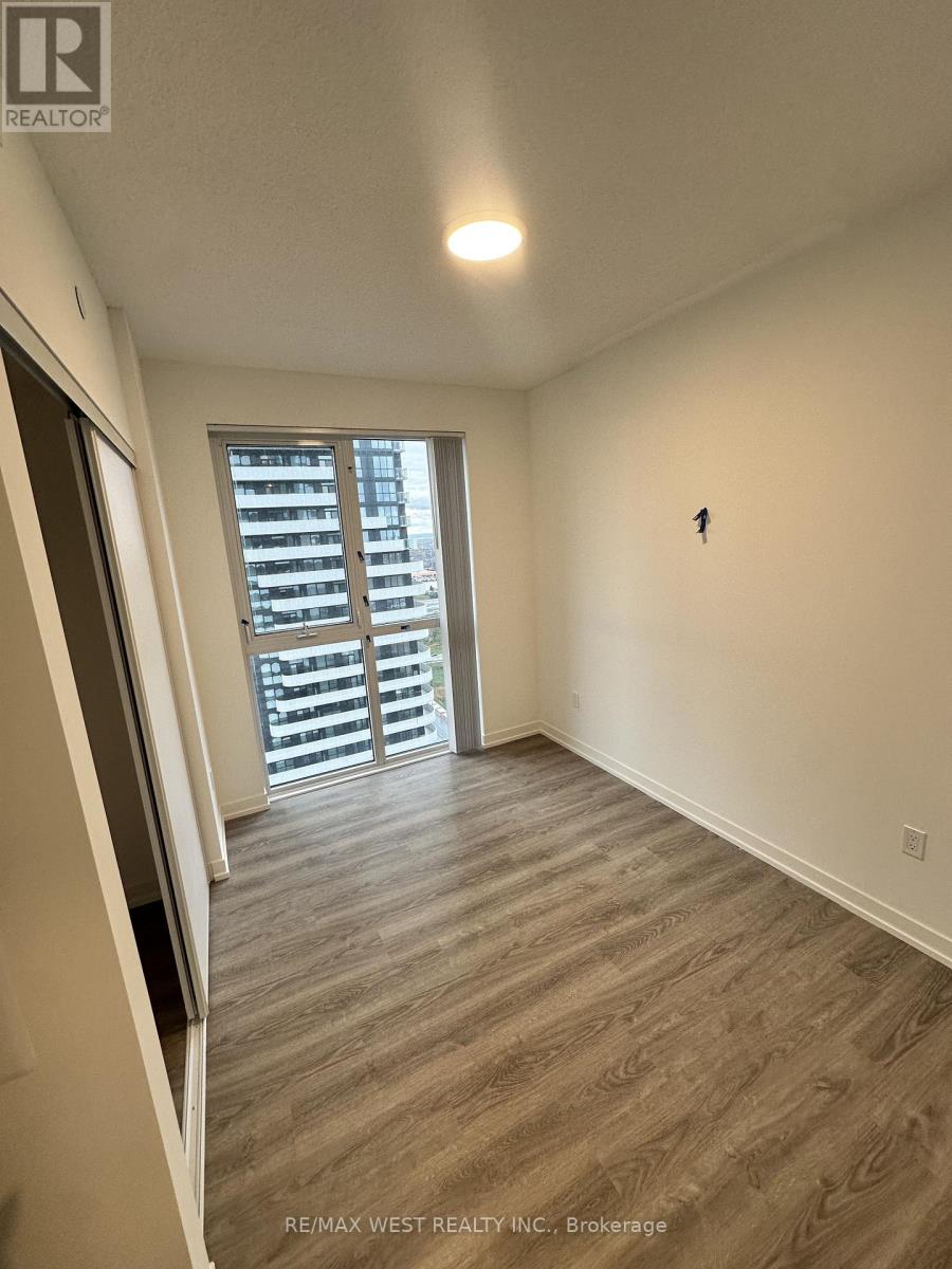 3212 - 8 Interchange Way, Vaughan, Ontario  L4K 0R2 - Photo 4 - N12706798