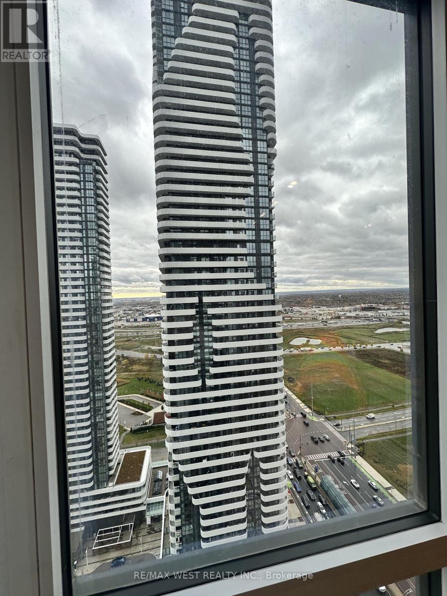 3212 - 8 Interchange Way, Vaughan, Ontario  L4K 0R2 - Photo 8 - N12706798