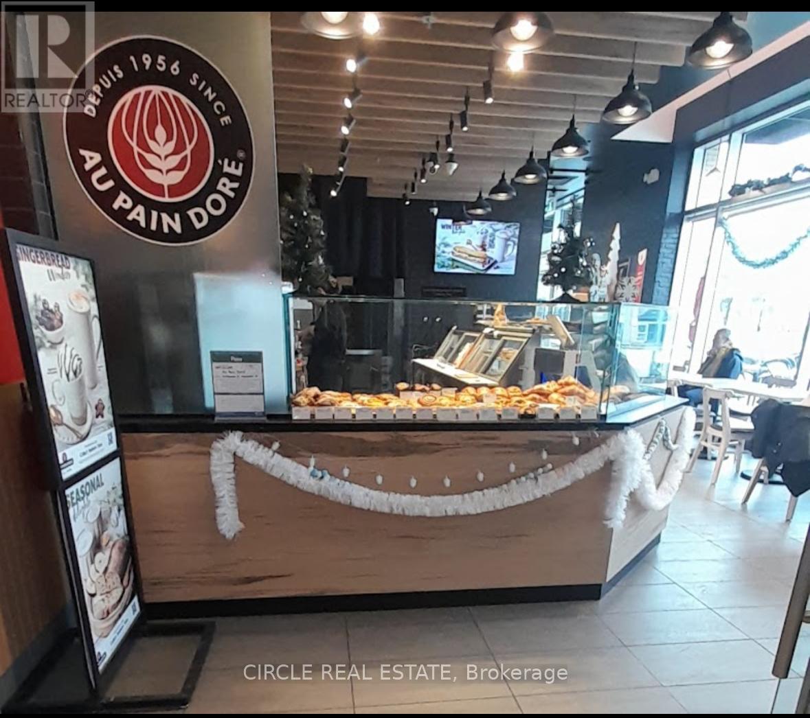 2-712 - 100 City Centre Drive N, Mississauga, Ontario  L5B 2C9 - Photo 3 - W12706794