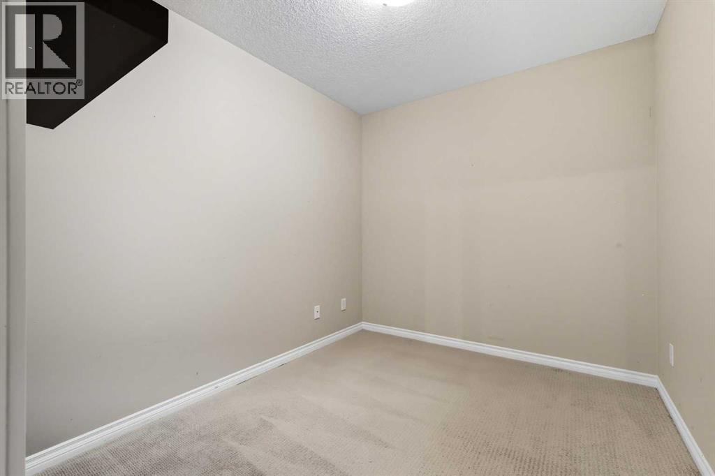 240, 30 Sierra Morena Landing Sw, Calgary, Alberta  T3H 5H2 - Photo 15 - A2260562