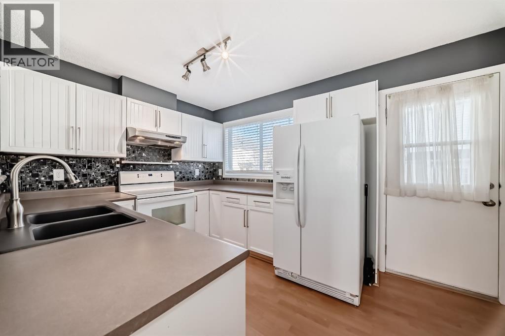 213 Prestwick Circle Se, Calgary, Alberta  T2X 3X9 - Photo 5 - A2278896