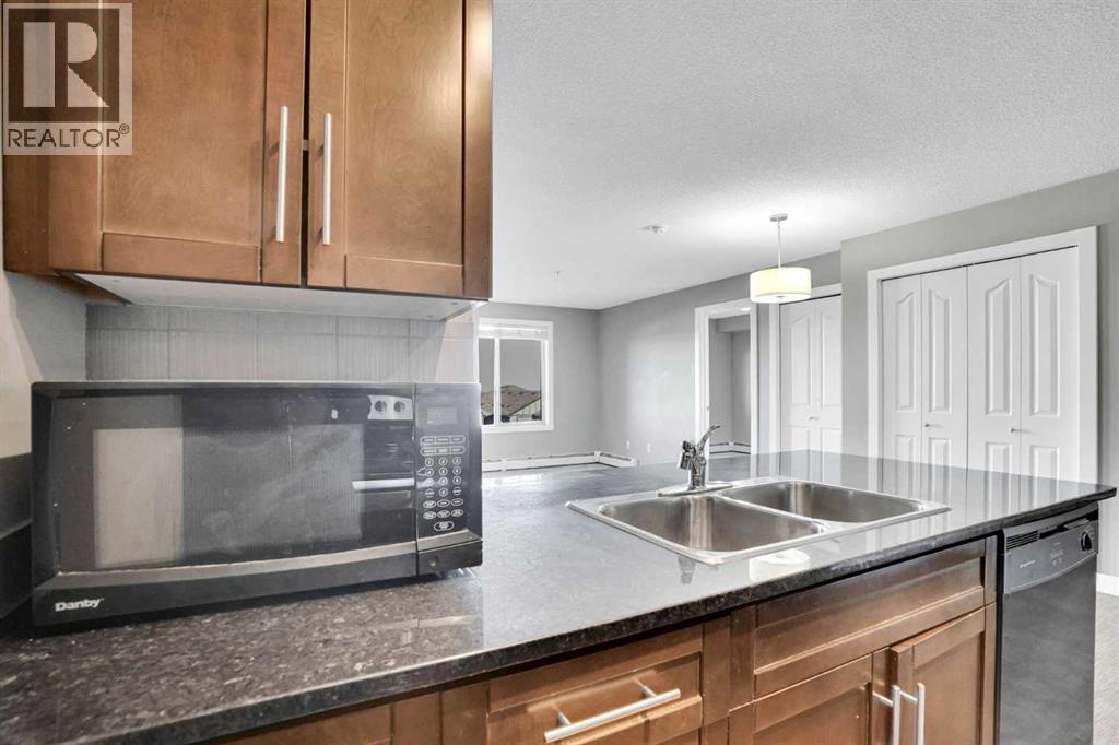 318, 7110 80 Avenue Ne, Calgary, Alberta  T3J 0N4 - Photo 8 - A2280015