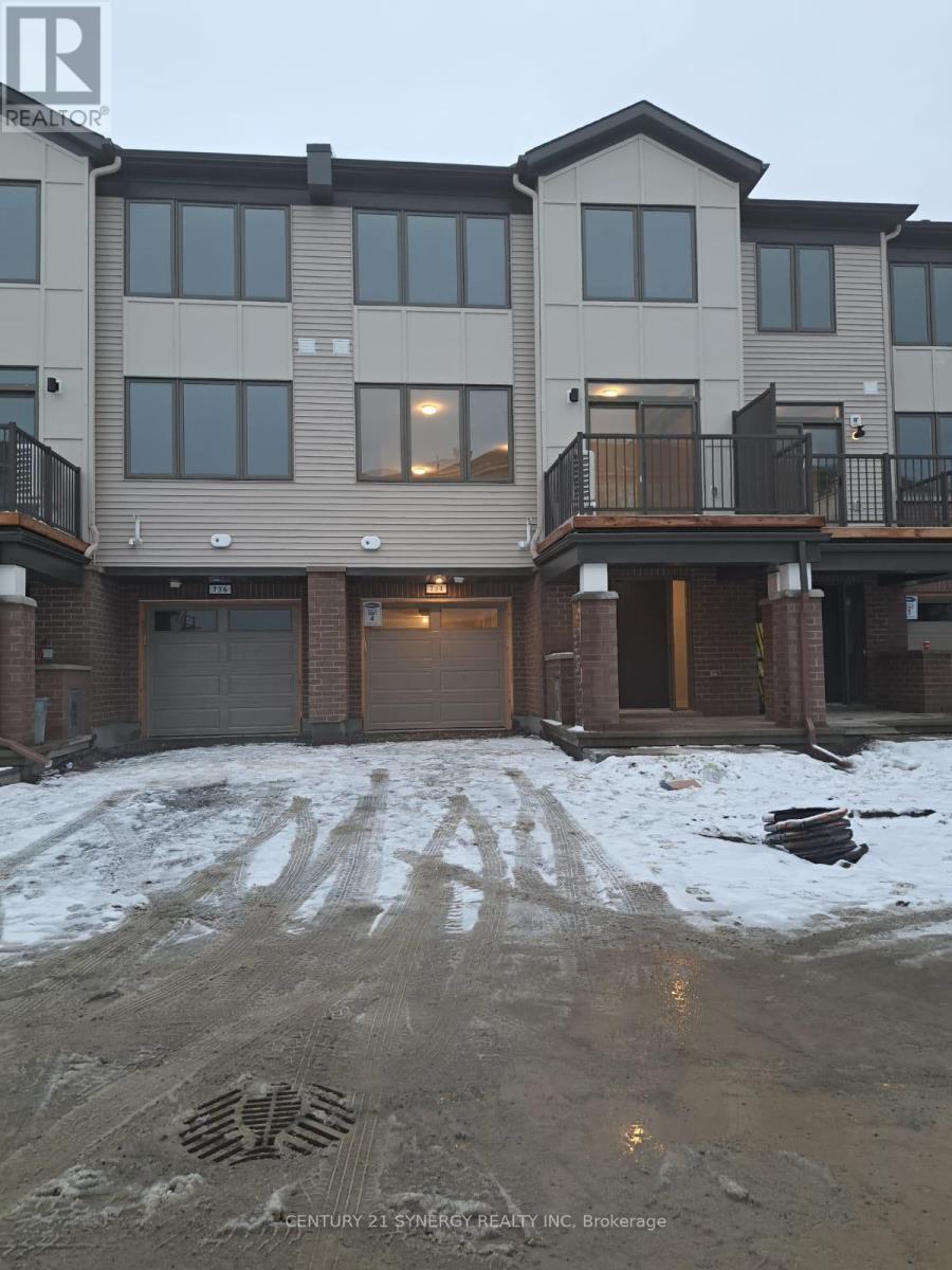 734 CHROMITE PRIVATE, Ottawa, Ontario