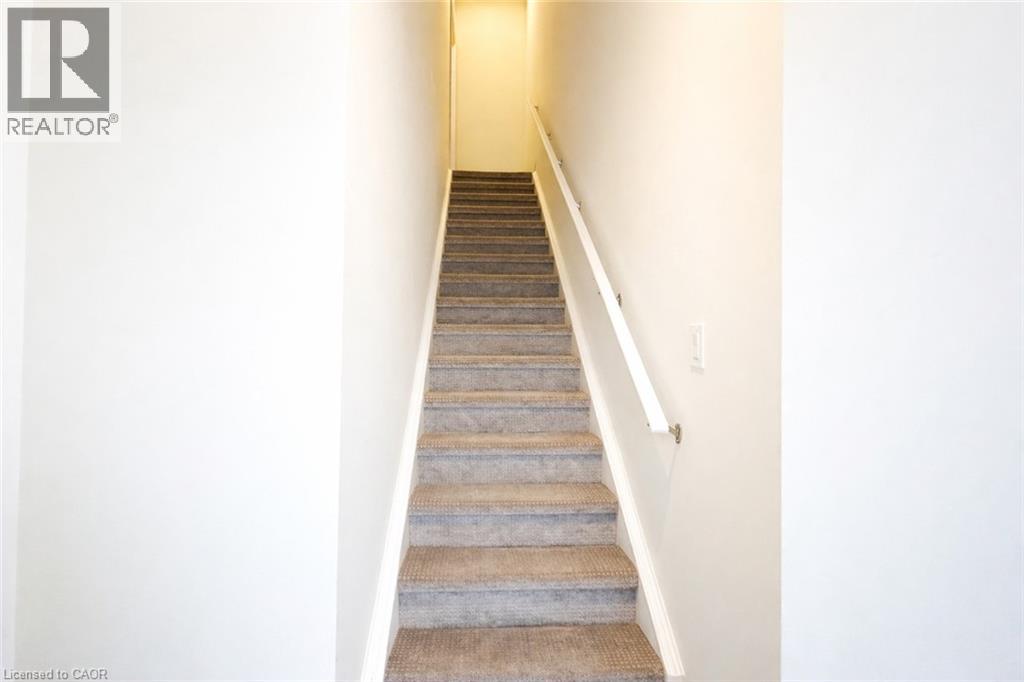 600 Victoria Street S Unit# 10, Kitchener, Ontario  N2M 0C3 - Photo 3 - 40799255