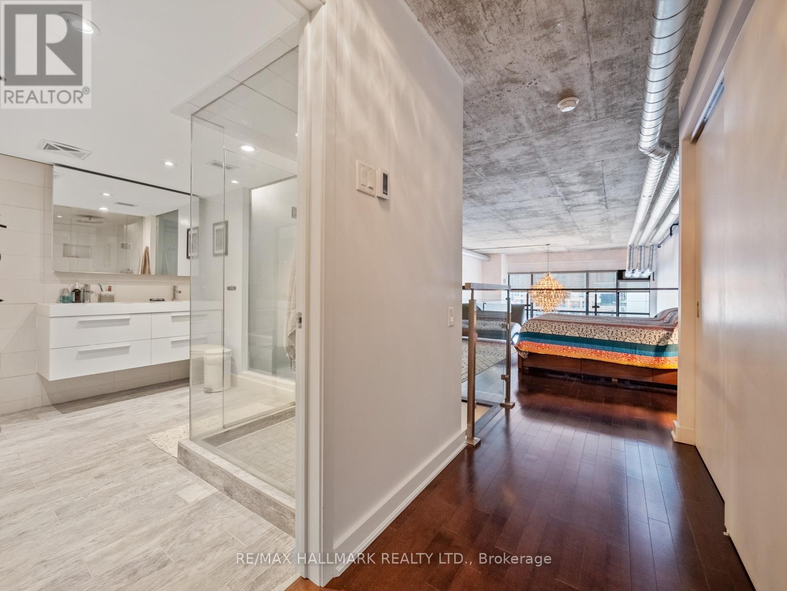 534 - 43 Hanna Avenue, Toronto, Ontario  M6K 1X6 - Photo 30 - C12706806