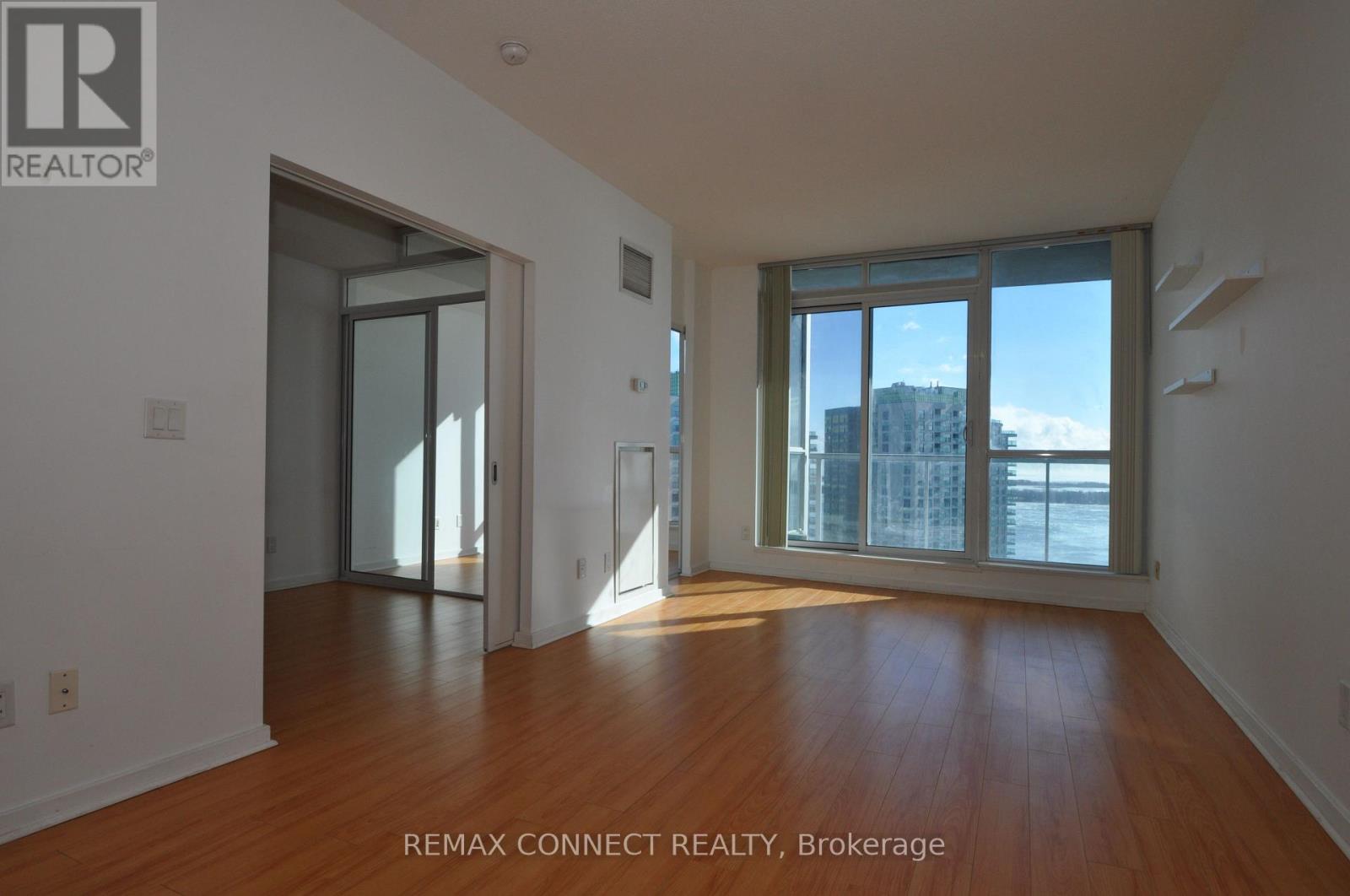 3303 - 208 Queens Quay W, Toronto, Ontario  M5J 2Y5 - Photo 18 - C12706830