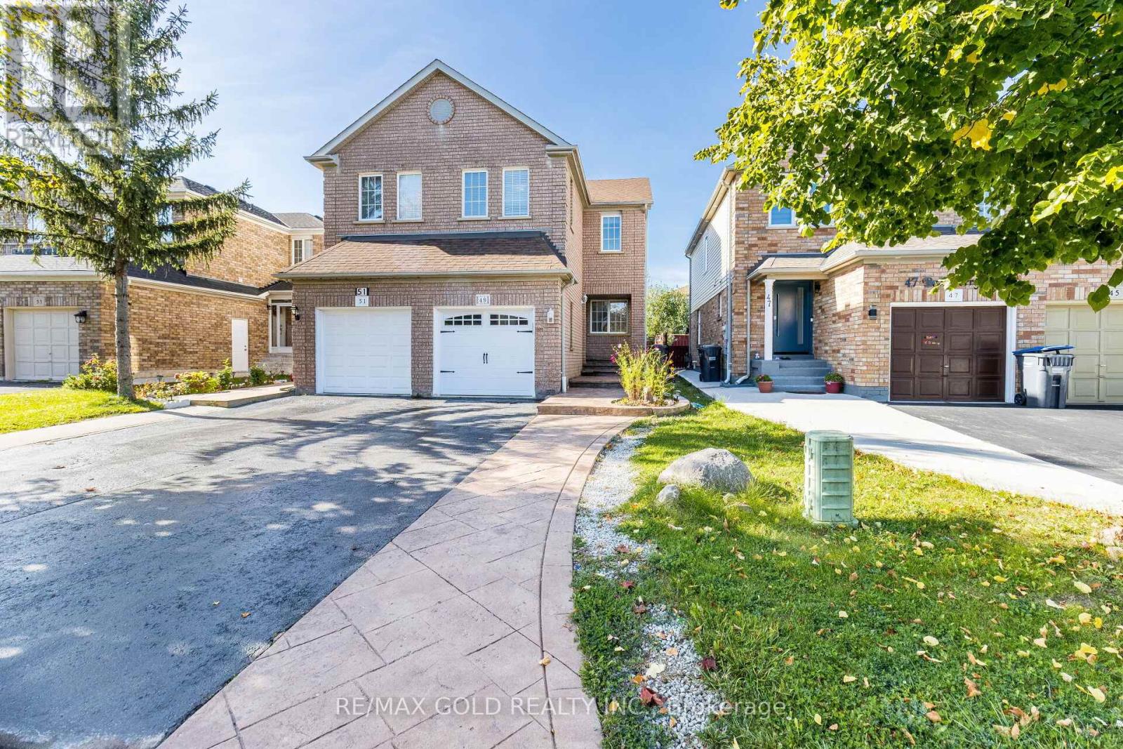 49 BUNCHBERRY WAY, Brampton, Ontario