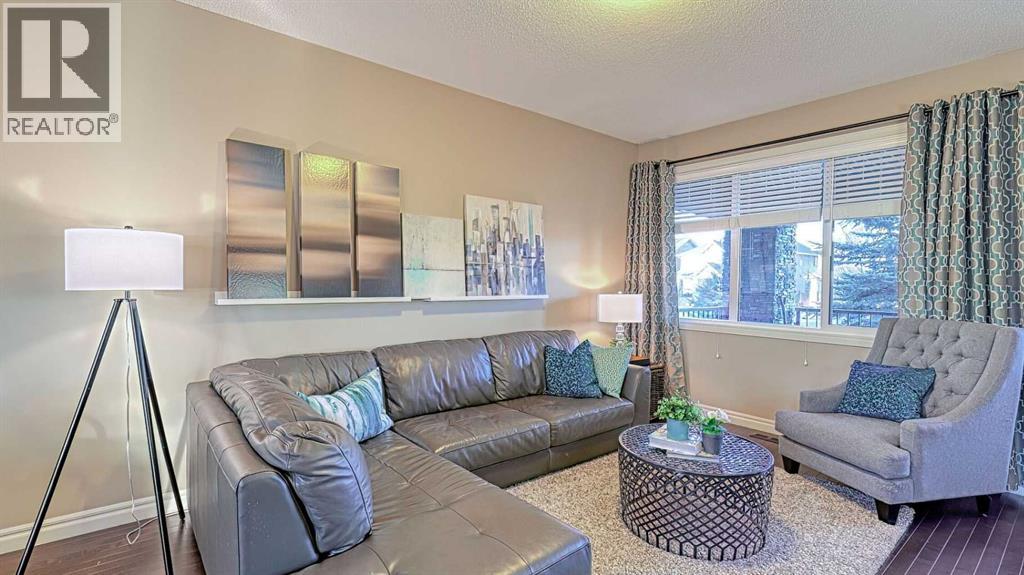 12 Legacy Gate Se, Calgary, Alberta  T2X 0W4 - Photo 3 - A2279995