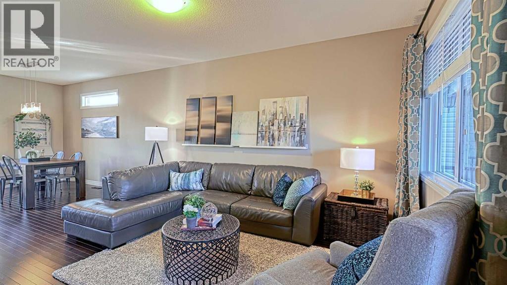 12 Legacy Gate Se, Calgary, Alberta  T2X 0W4 - Photo 4 - A2279995