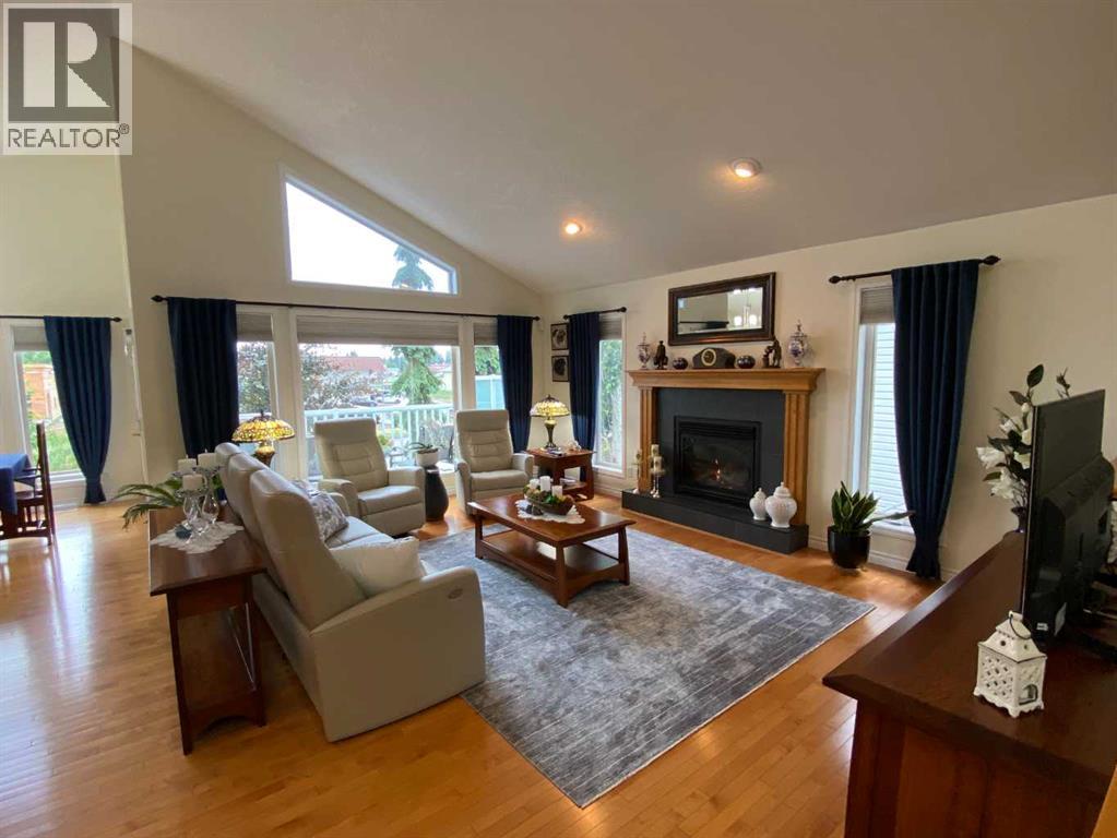 79 Park Place W, Brooks, Alberta  T1A 0A8 - Photo 6 - A2237500