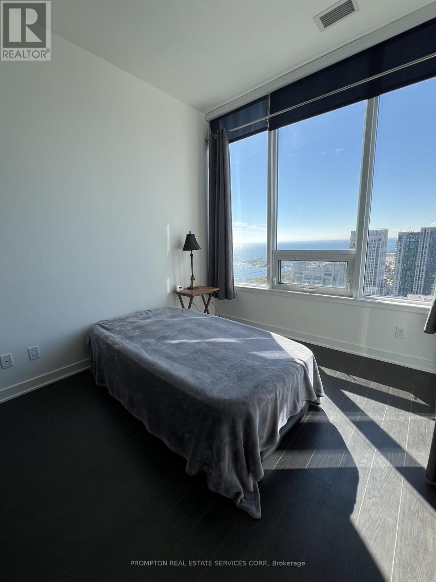 4216 - 19 Bathurst Street, Toronto, Ontario  M5V 0N1 - Photo 7 - C12706842