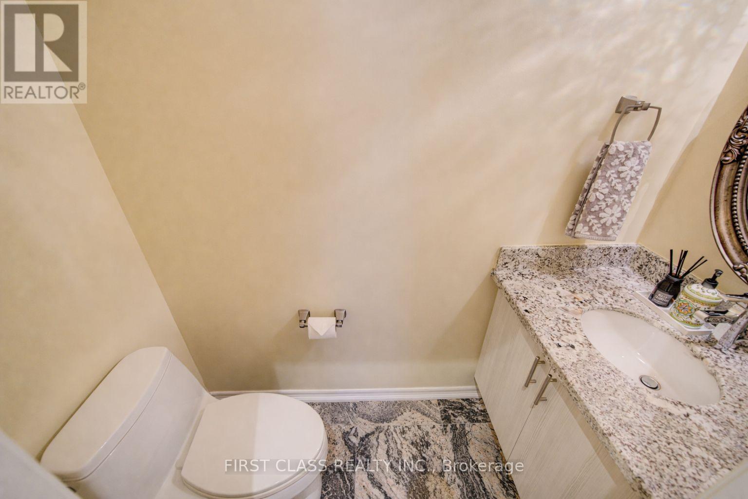 73 Glengordon Crescent, Markham, Ontario  L6C 0K1 - Photo 12 - N12706846