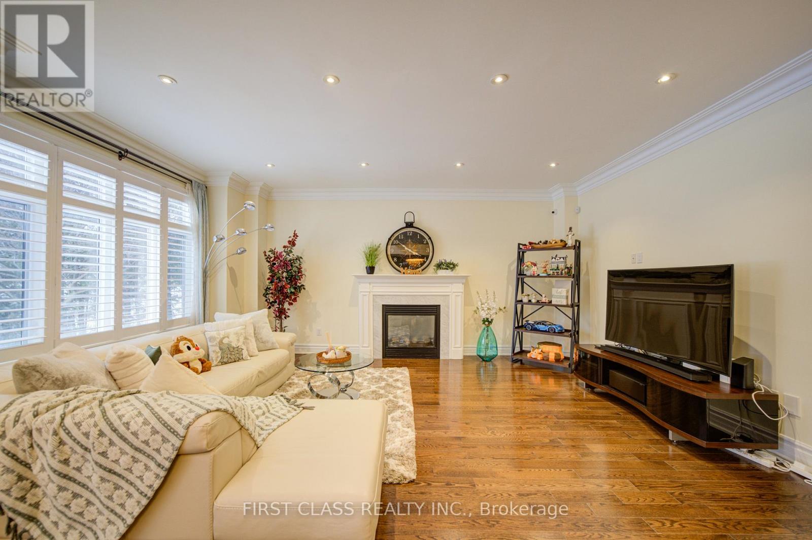 73 Glengordon Crescent, Markham, Ontario  L6C 0K1 - Photo 9 - N12706846