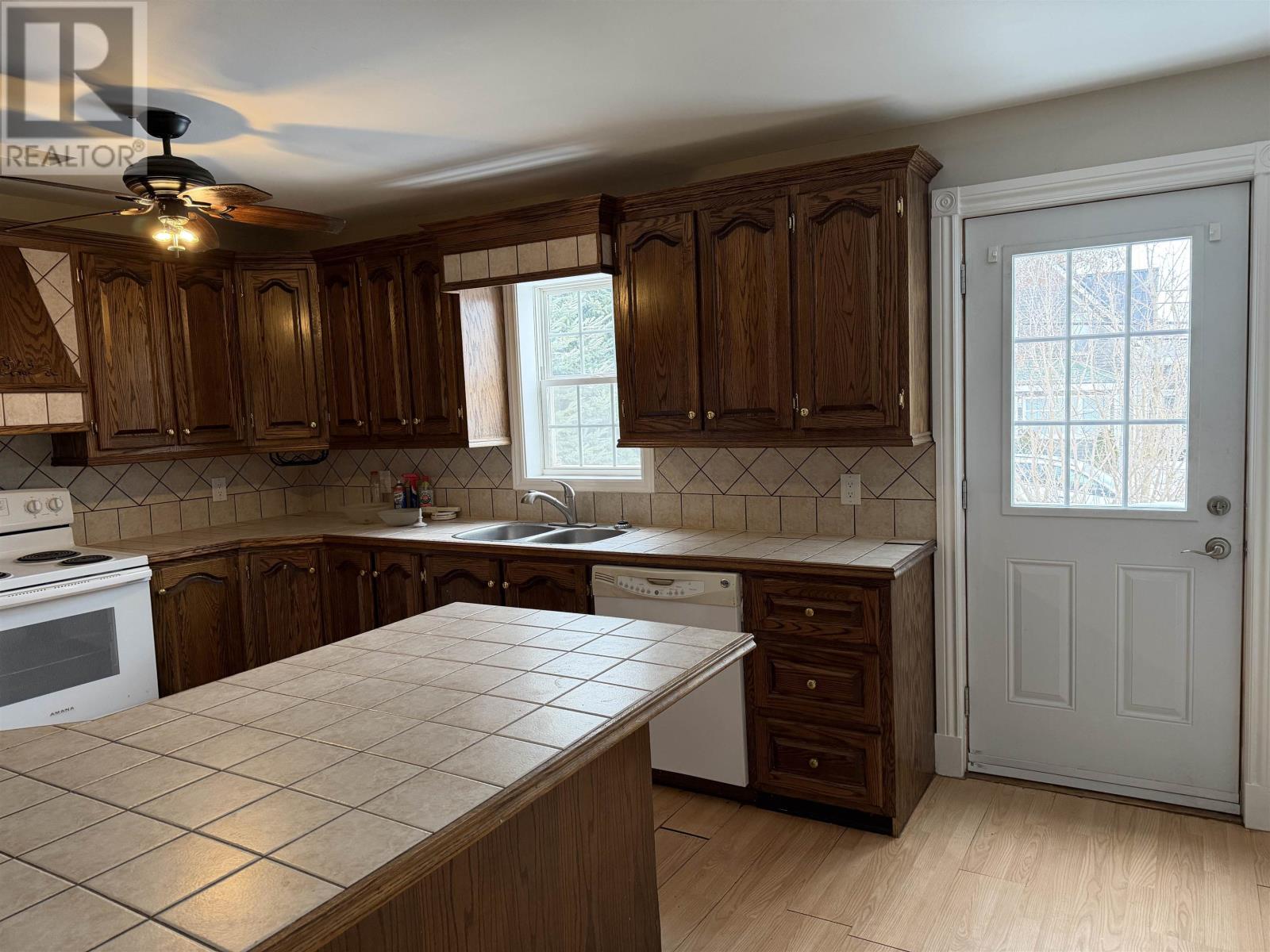 6993 Route 12, Tyne Valley, Prince Edward Island  C0B 2C0 - Photo 12 - 202601042